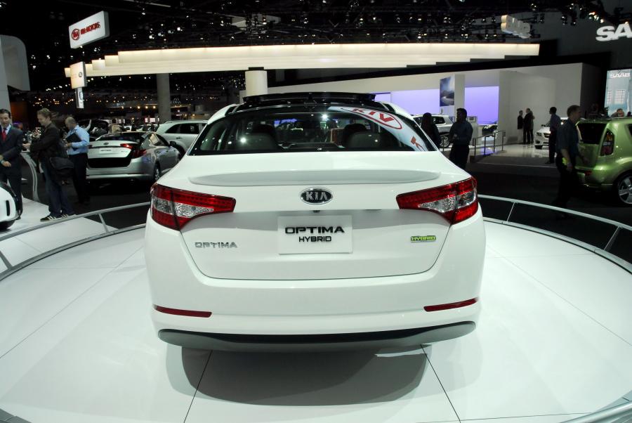  Kia Optima Hybrid 2011 года  (фото 27 из 29)